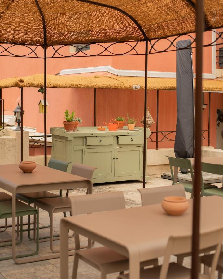 Le Victoria Boutique Hotel Saint-Paul-Trois-Châteaux Eksteriør bilde